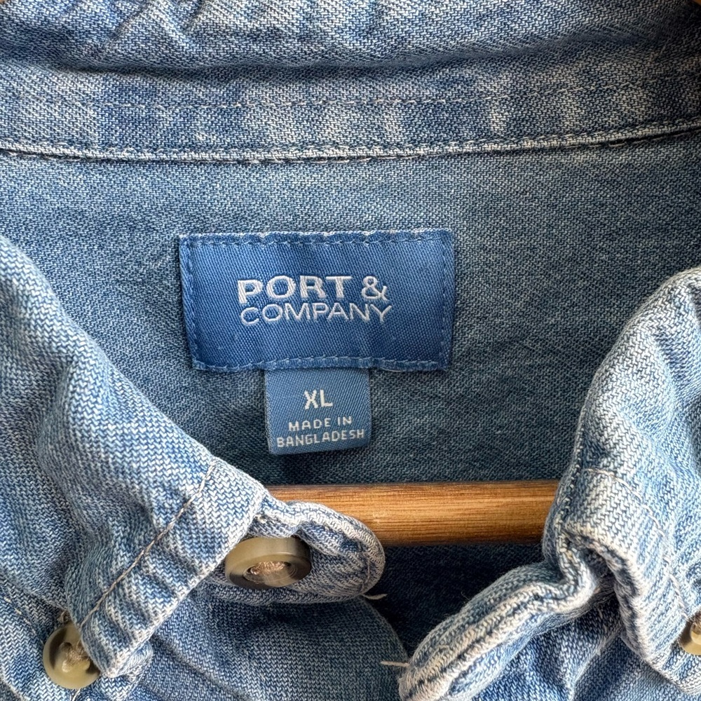 Port & Co button down - Picture 3 of 4